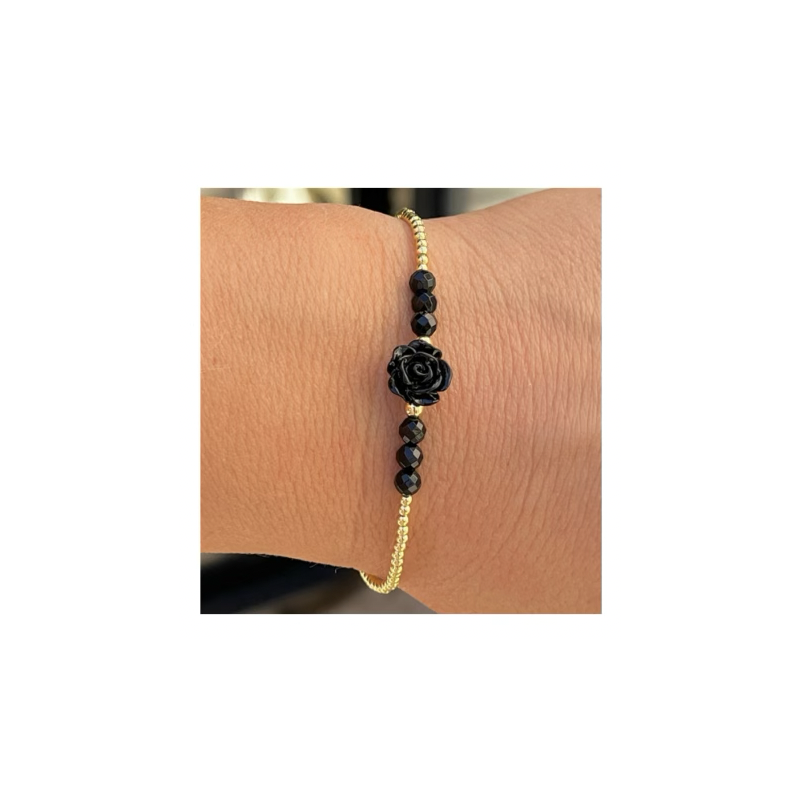 Bracelet fin or, rose noir et perles onyx