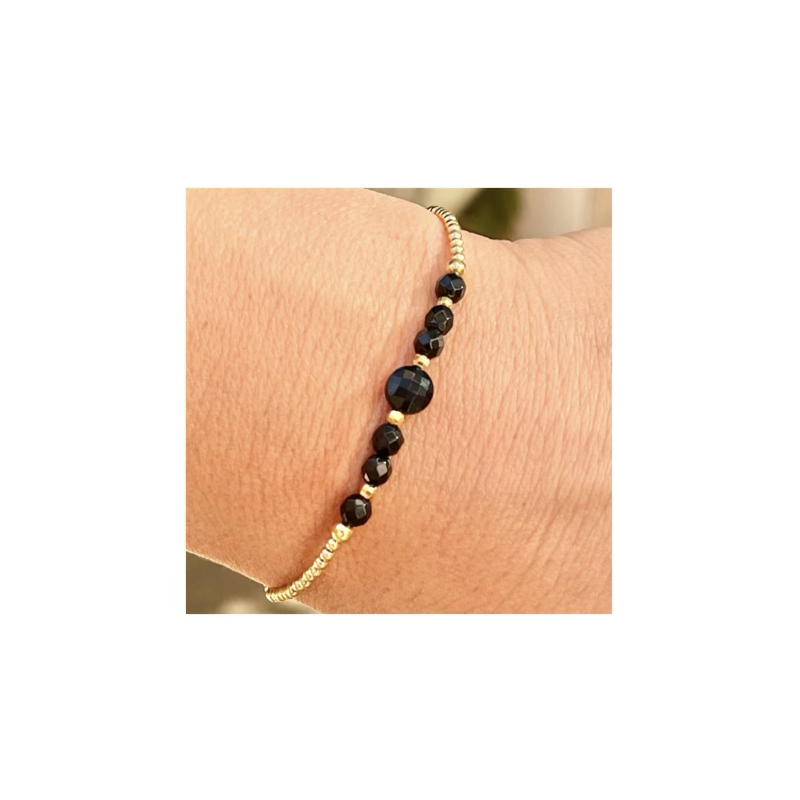 Bracelet fin or, perles onyx