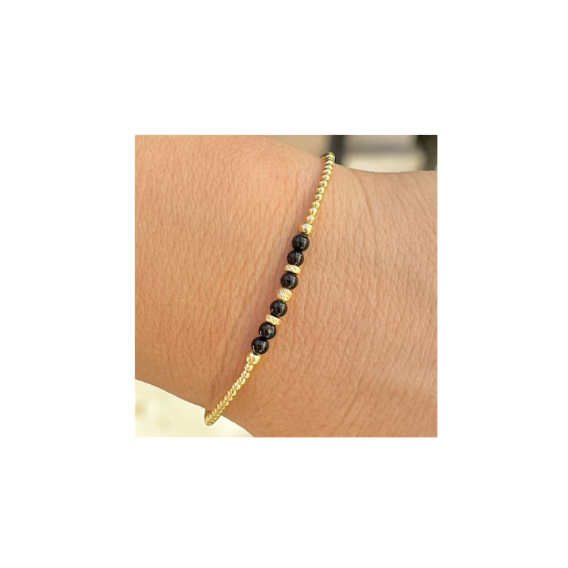 Bracelet fin or, petites perles en onyx